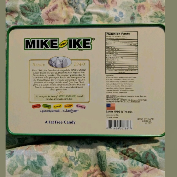 ✨2/$12 Mike And Ike Collectible Holiday Tin - Picture 2 of 4